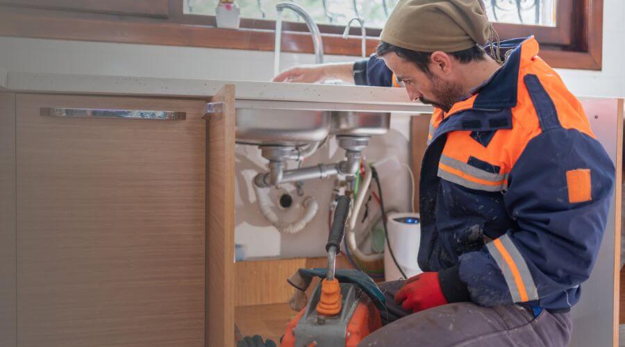 Professional emergency plumbing in Blackwater, MO